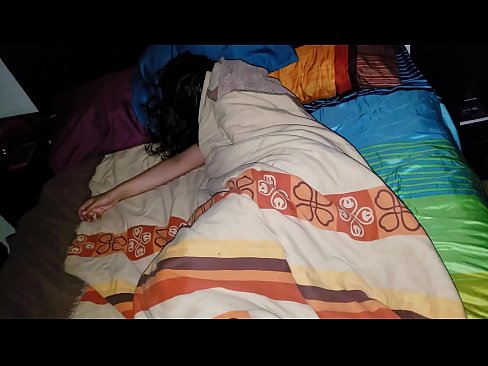 ❤️ Stesønn skjelter ut sin unge stemor mens hun sover. Hard porno ved no.sex-porntube.ru